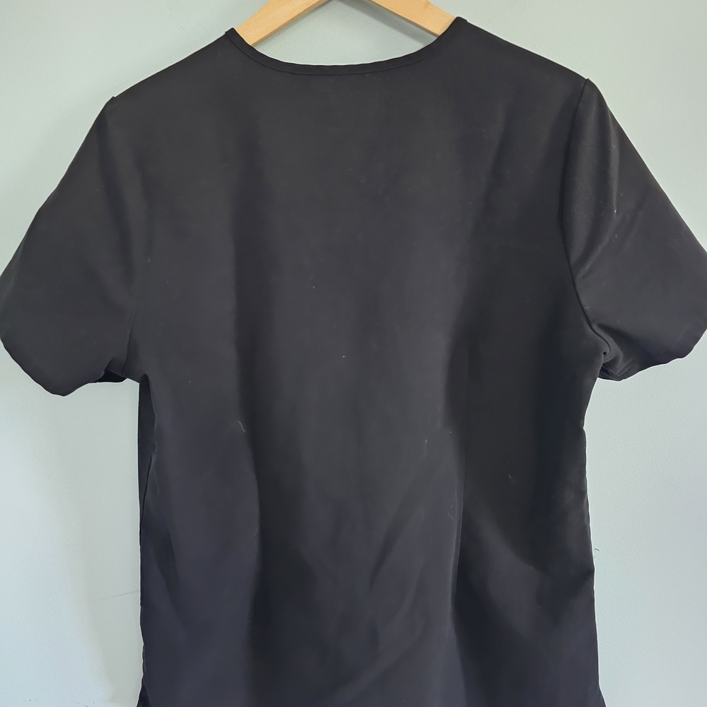 Figs‎ Vneck Black Short Sleeve Technical Collection Scrub Top Size M